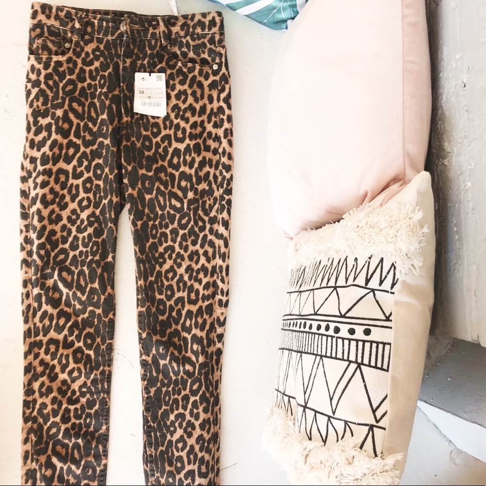 Leopard Skinnys || Denim⚡️⚡️⚡️